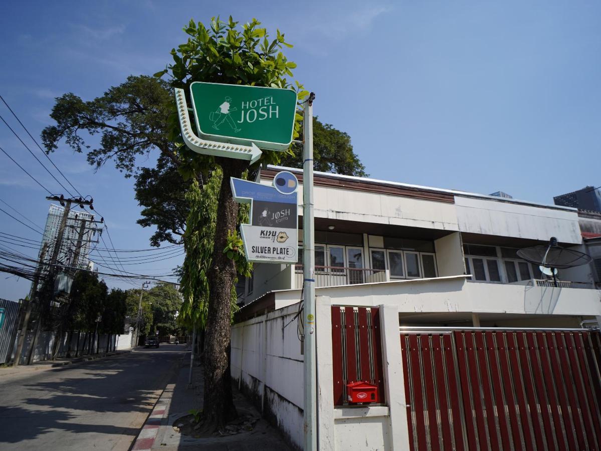 Josh Hotel Bangkok Exterior photo